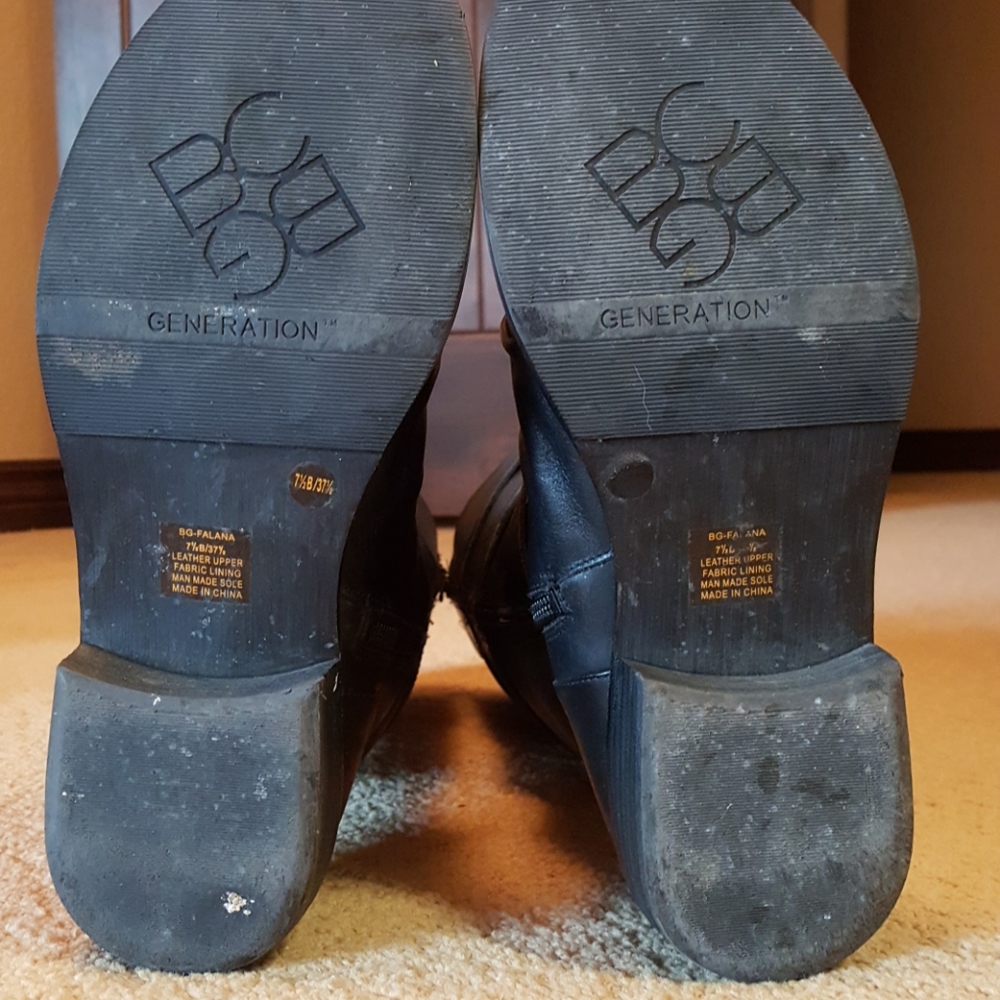 BCBG BOOTS - Picture 6 of 7